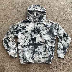 Balance Athletica Men's Black and White Tie-Dye Hoodie